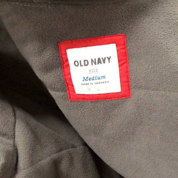 Old Navy size M hooded coat.  Worn once - Picture 9 of 11
